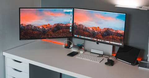 The 10 Best Swivel Monitor Of 2024, Tested By Our Experts