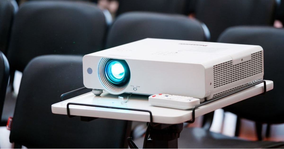 How Many Watts Does A Projector Use? The Correct Answer Is Here!
