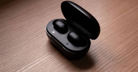 The 7 Best Wireless Earbud For 2024, Tested And Researched